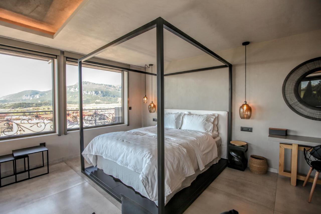 Meteora Heaven And Earth Premium Suites - Adults Friendly Kalambaka Esterno foto